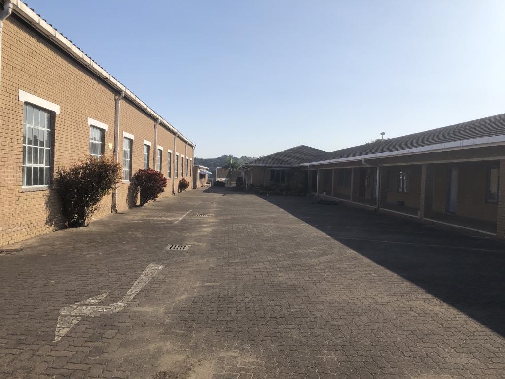 300 m² Warehouse in Marburg, Port CL5860 Just Property