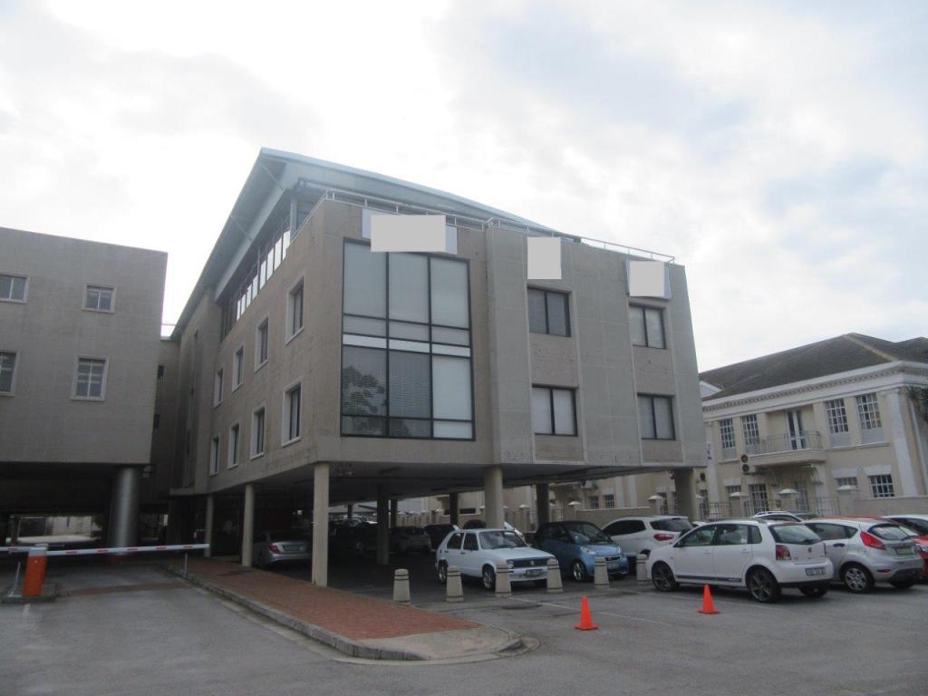 210 m² Office in Port Elizabeth Ce... CL6084 Just Property
