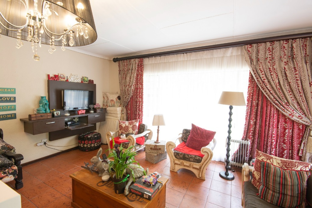 5 Bedroom House in Jordaan Park, He... RL922728 Just Property