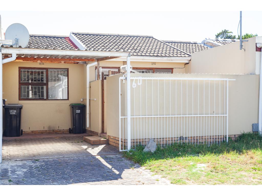 1 Bedroom Freehold in Belmont Park,... RL923767 Just Property