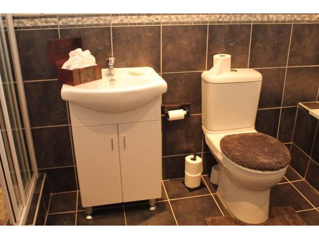 6 Bedroom House in Da Nova, Mossel RL924337 Just Property