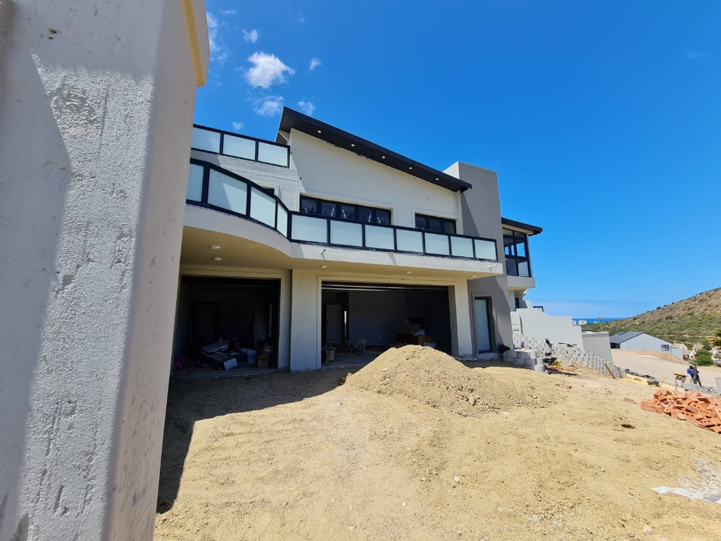 4 Bedroom Duet in Island View, Moss... RL924507 Just Property