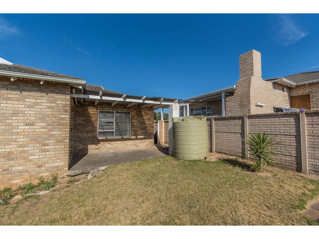 3 Bedroom Freehold in Lorraine, Por... RL924806 Just Property