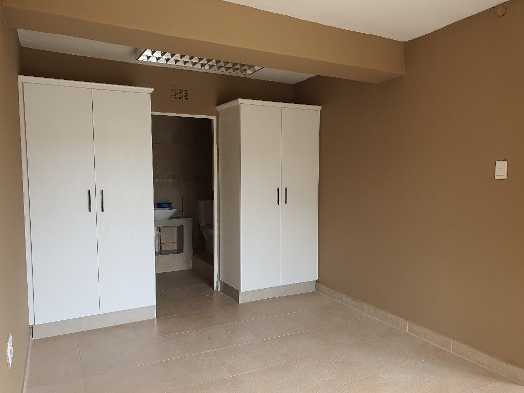 1 Bedroom Apartment in Moseley Park... RL925223 Just Property