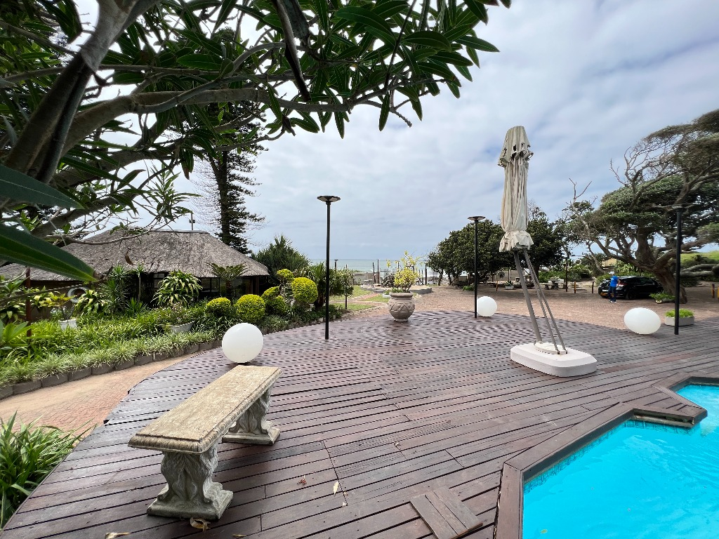 7 Bedroom Lodge in Oslo Beach, Port... RL926062 Just Property