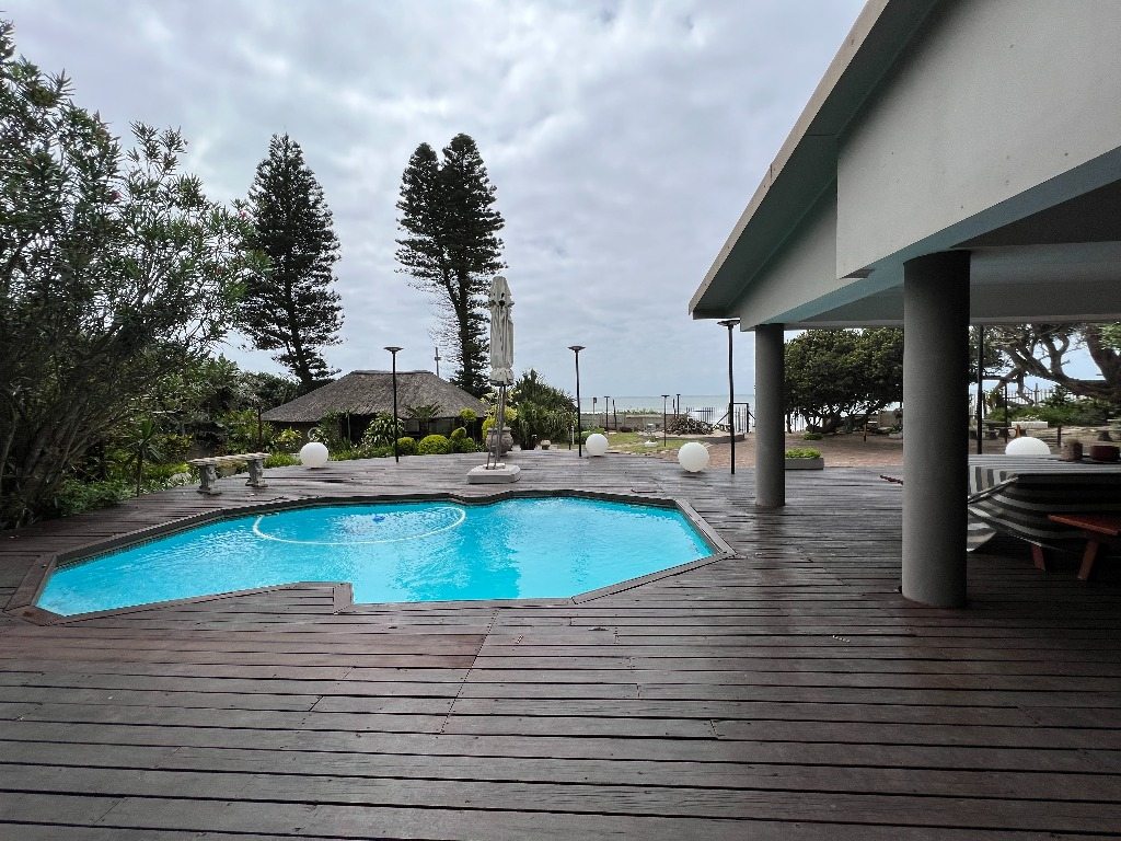 7 Bedroom Lodge in Oslo Beach, Port... RL926062 Just Property