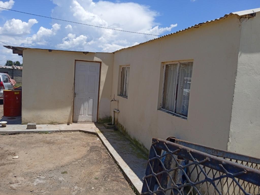 1 Bedroom Freehold in Ezibeleni, Qu... RL927245 Just Property