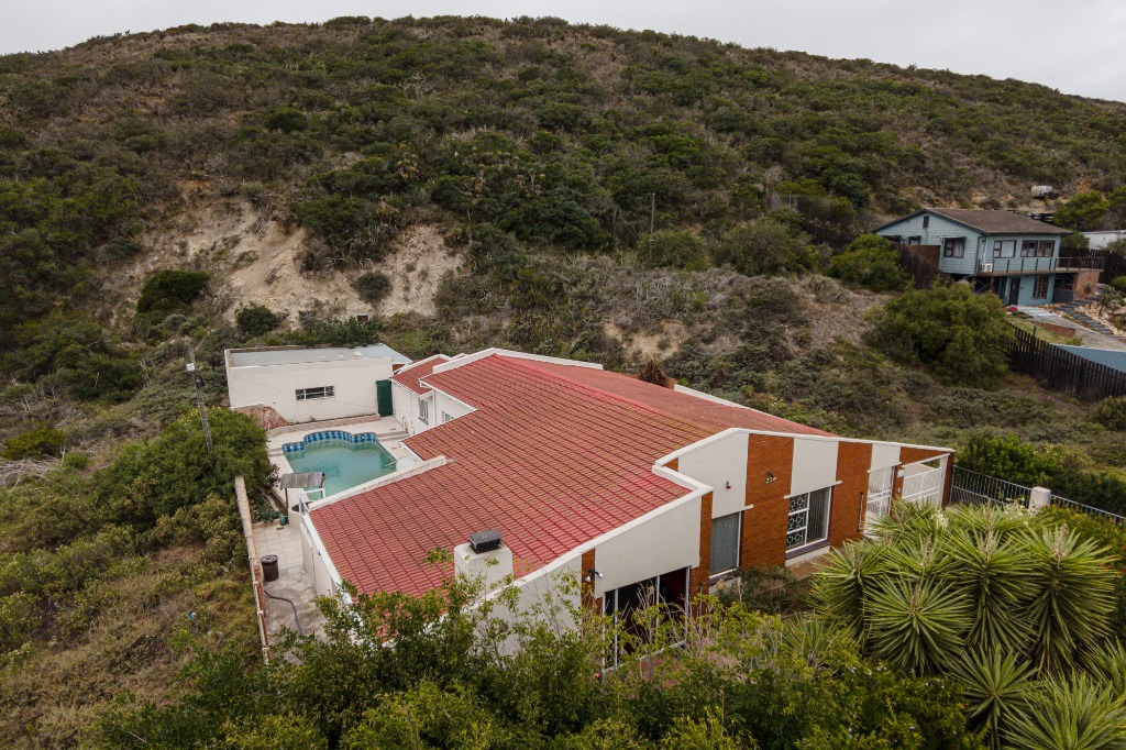 3 Bedroom Freehold in Amsterdamhoek... RL930000 Just Property