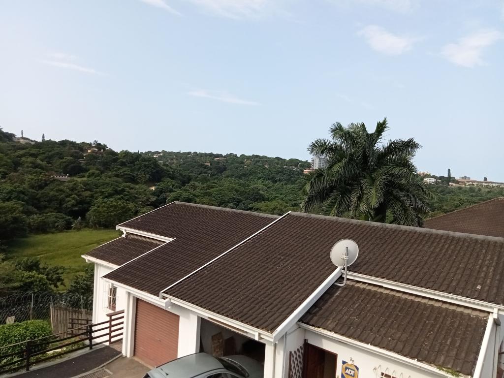 3 Bedroom Townhouse in Amanzimtoti,... RL929512 Just Property