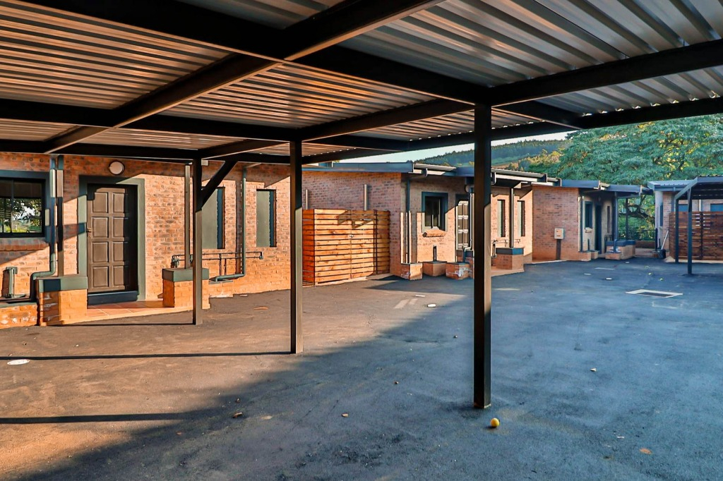 1 Bedroom Apartment in Chase Valley... RL931666 Just Property