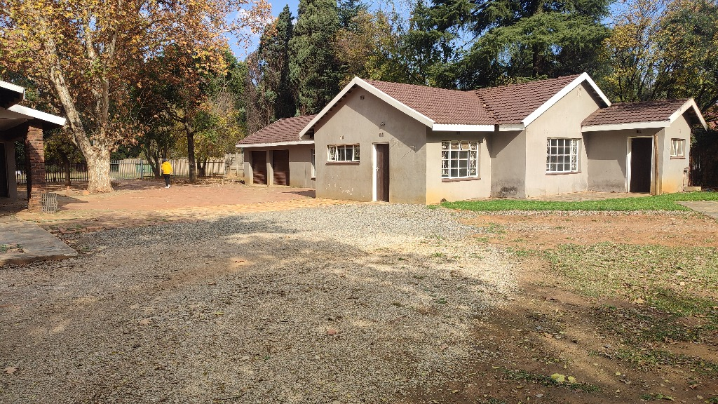 3 Bedroom Freehold in Unitas Park, RL933223 Just Property