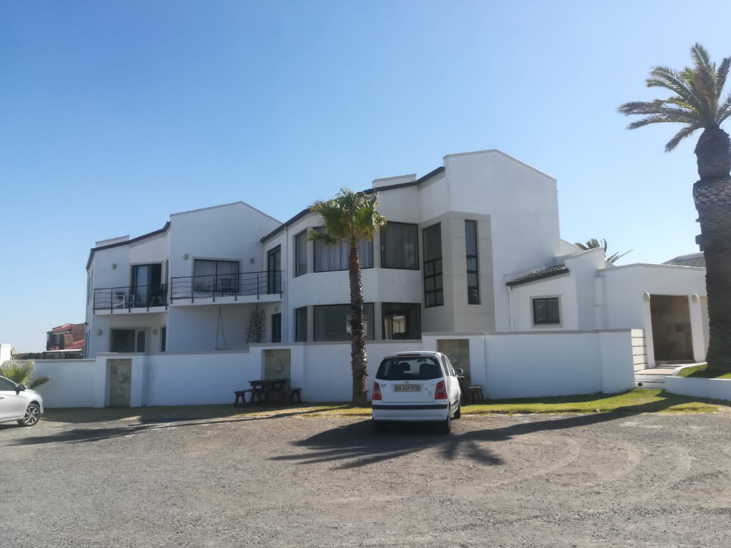 7 Bedroom House in Van Riebeeckstra... RL887962 Just Property