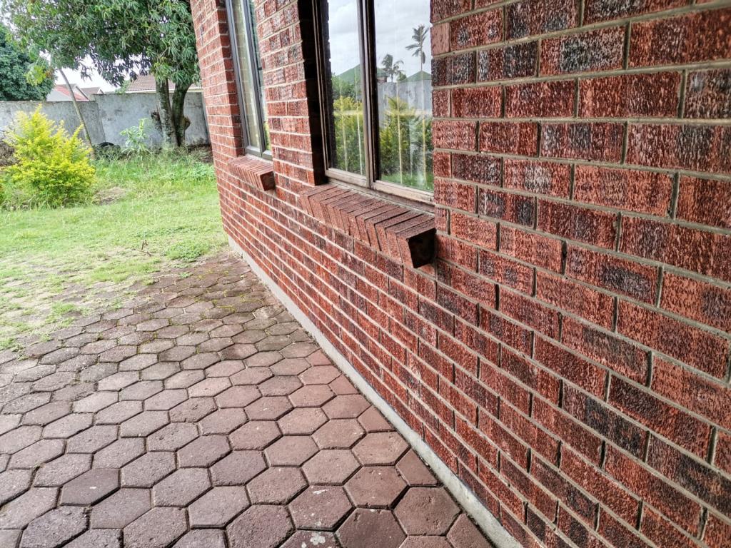 2 Bedroom House in Aquadene, Richar... RL894444 Just Property