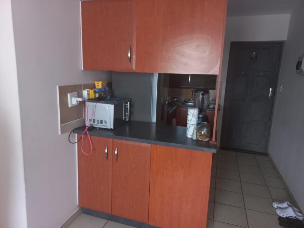 2 Bedroom Flat in Brackenham, Richa... RL914221 Just Property