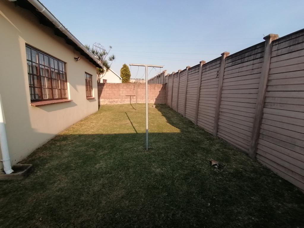 3 Bedroom Simplex in Signal Hill, P... RL917026 Just Property