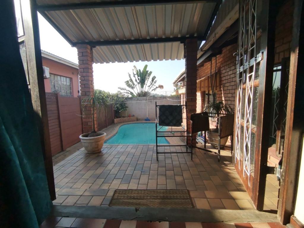 4 Bedroom Freestanding in Brackenha... RL917715 Just Property