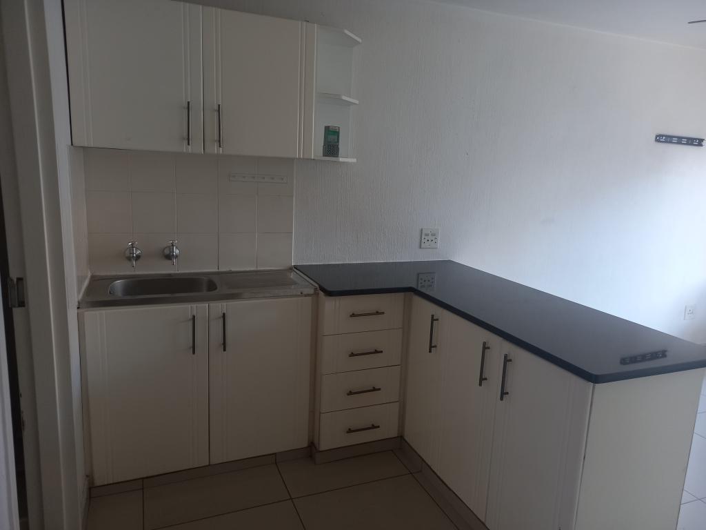 1 Bedroom Apartment in Scottsville,... RL918866 Just Property