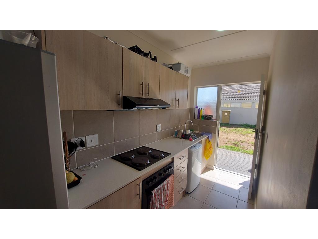 2 Bedroom Apartment in Cravenby, Pa... RL919477 Just Property