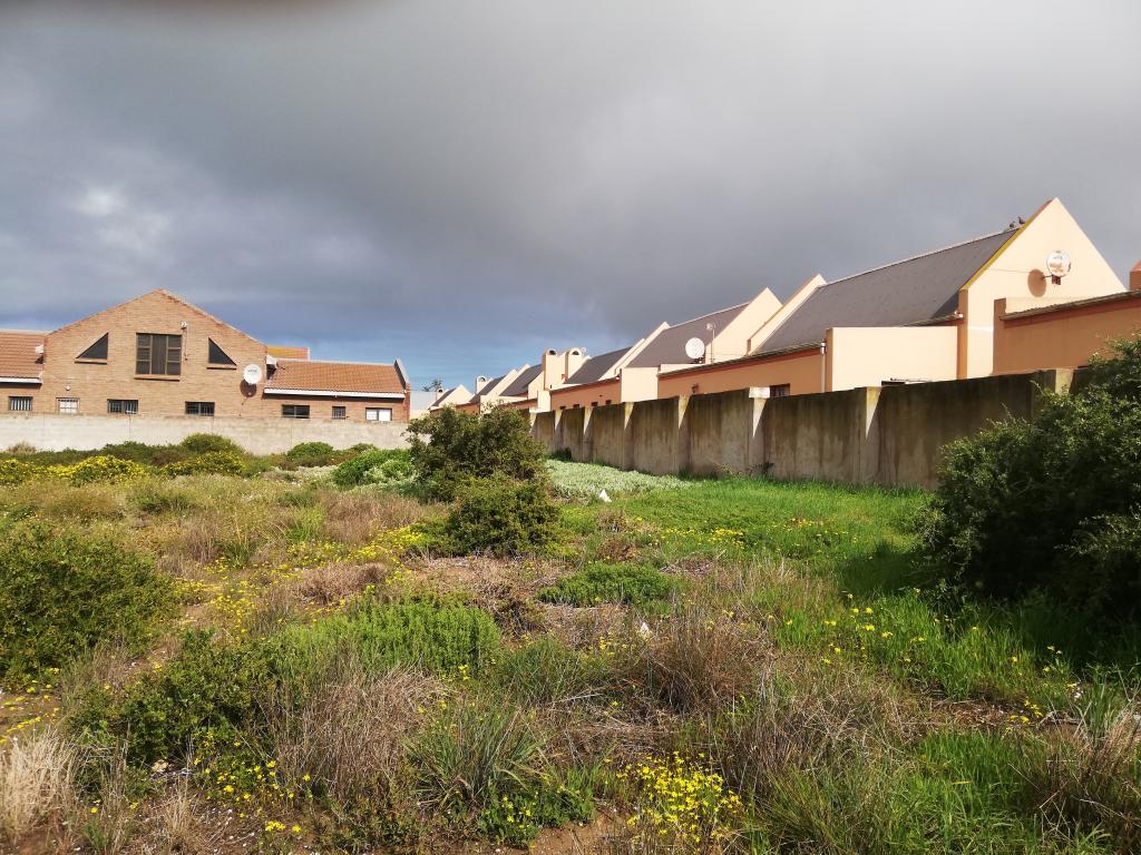 Vacant Land in Bluewater Bay, Salda... RL923131 Just Property