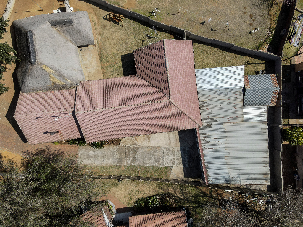 4 Bedroom House in Bergsig, Heidelb... RL919987 Just Property